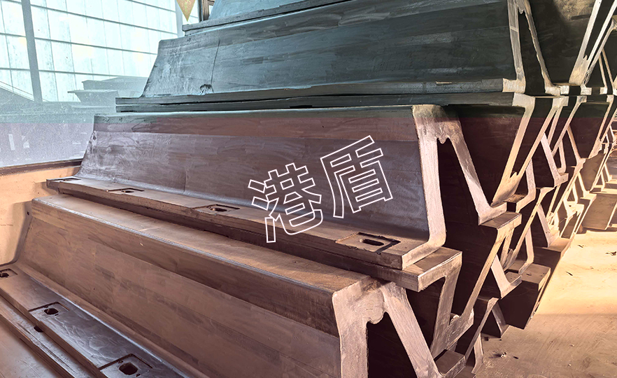 挤出注射工艺拱形护舷