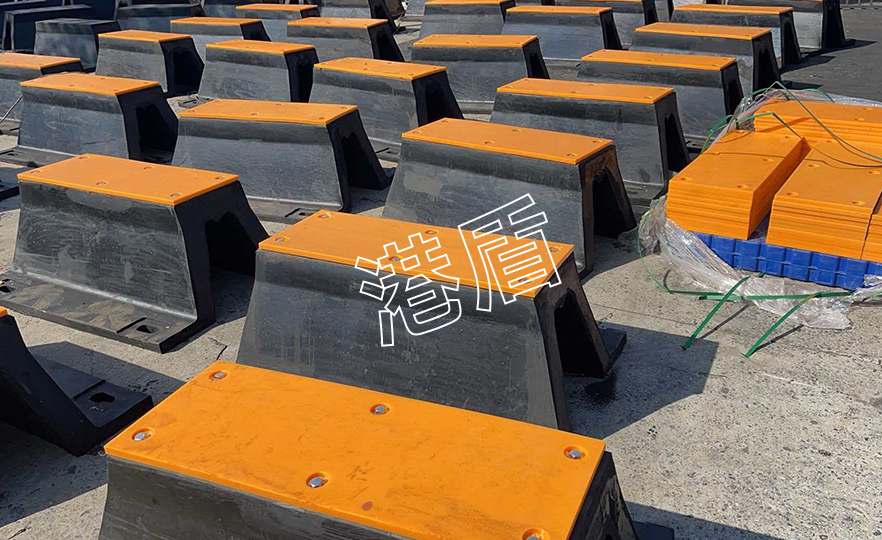 SA（DA）-B带PE板护舷